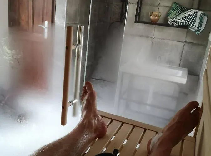 Tuecsoektanya Vendeghaz Villa *