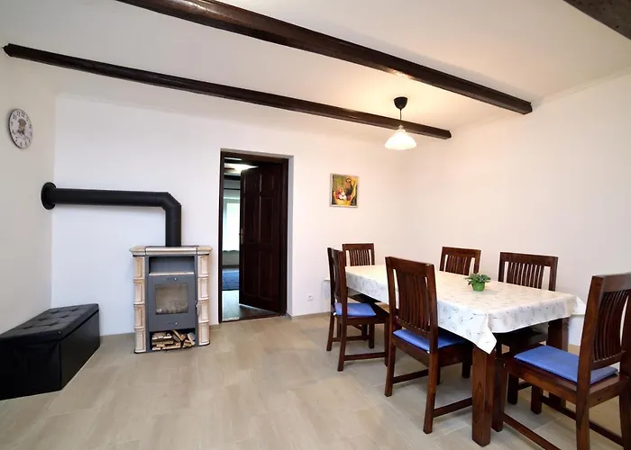 Villa Tuecsoektanya Vendeghaz